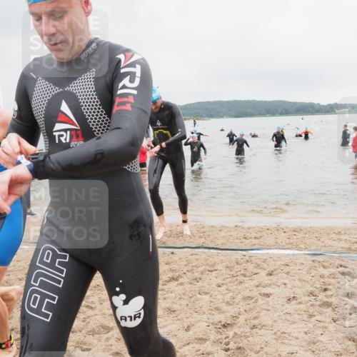 23.06.2024 - Viking Triathlon MichiJ http://msf.ph/oto/6348209 23.06.2024 10:50:21 Schwimmen 170, 213, 252, 272, 476, 538, 617 meine-sportfotos.de
