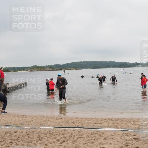 23.06.2024 - Viking Triathlon MichiJ http://msf.ph/oto/6348414 23.06.2024 10:51:00 Schwimmen 45, 635 meine-sportfotos.de