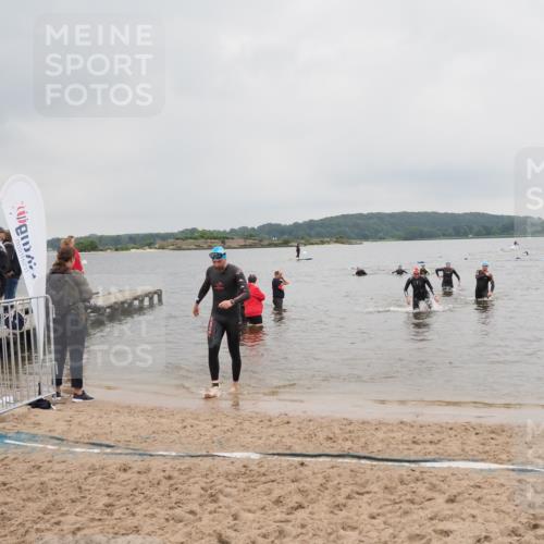 23.06.2024 - Viking Triathlon MichiJ http://msf.ph/oto/6348430 23.06.2024 10:51:02 Schwimmen 45, 290, 635 meine-sportfotos.de