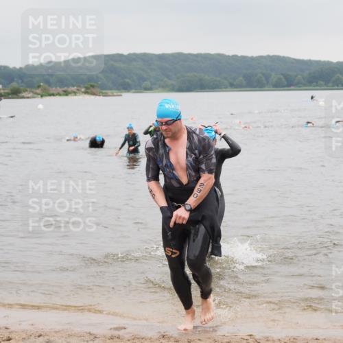 23.06.2024 - Viking Triathlon MichiJ http://msf.ph/oto/6348483 23.06.2024 10:51:15 Schwimmen 290, 315 meine-sportfotos.de