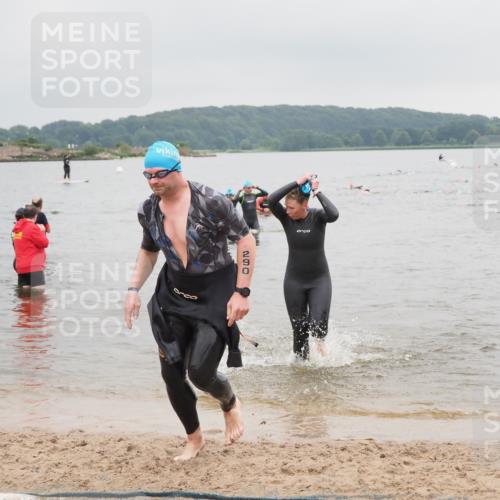 23.06.2024 - Viking Triathlon MichiJ http://msf.ph/oto/6348489 23.06.2024 10:51:16 Schwimmen 290, 315 meine-sportfotos.de