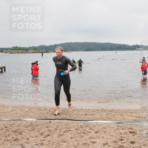 23.06.2024 - Viking Triathlon MichiJ http://msf.ph/oto/6348503 23.06.2024 10:51:18 Schwimmen 315 meine-sportfotos.de