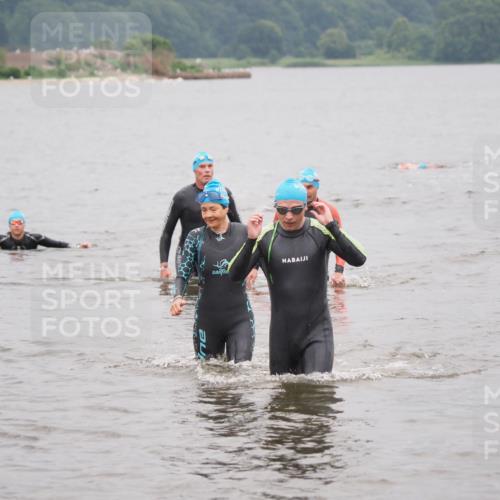 23.06.2024 - Viking Triathlon MichiJ http://msf.ph/oto/6348509 23.06.2024 10:51:22 Schwimmen 501 meine-sportfotos.de