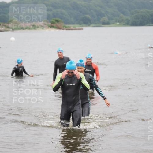 23.06.2024 - Viking Triathlon MichiJ http://msf.ph/oto/6348520 23.06.2024 10:51:26 Schwimmen 49, 253, 501 meine-sportfotos.de