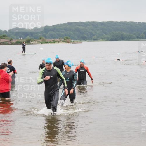 23.06.2024 - Viking Triathlon MichiJ http://msf.ph/oto/6348541 23.06.2024 10:51:29 Schwimmen 49, 253, 501 meine-sportfotos.de