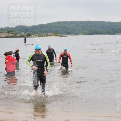 23.06.2024 - Viking Triathlon MichiJ http://msf.ph/oto/6348550 23.06.2024 10:51:30 Schwimmen 49, 253, 501 meine-sportfotos.de