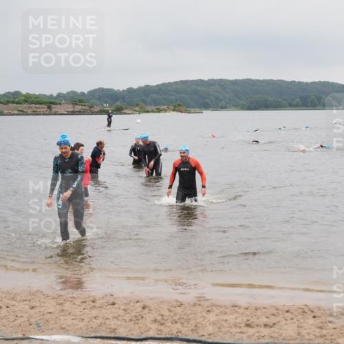 23.06.2024 - Viking Triathlon MichiJ http://msf.ph/oto/6348562 23.06.2024 10:51:33 Schwimmen 49, 253, 501 meine-sportfotos.de