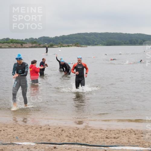 23.06.2024 - Viking Triathlon MichiJ http://msf.ph/oto/6348569 23.06.2024 10:51:34 Schwimmen 49, 253, 501 meine-sportfotos.de