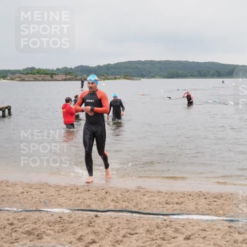 23.06.2024 - Viking Triathlon MichiJ http://msf.ph/oto/6348591 23.06.2024 10:51:37 Schwimmen 49, 253, 413 meine-sportfotos.de