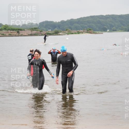 23.06.2024 - Viking Triathlon MichiJ http://msf.ph/oto/6348620 23.06.2024 10:51:45 Schwimmen 351, 413 meine-sportfotos.de