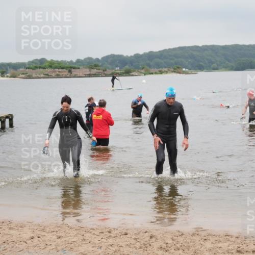 23.06.2024 - Viking Triathlon MichiJ http://msf.ph/oto/6348645 23.06.2024 10:51:46 Schwimmen 351, 413 meine-sportfotos.de
