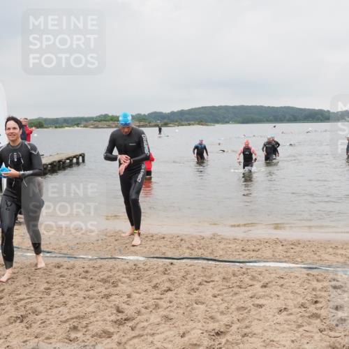 23.06.2024 - Viking Triathlon MichiJ http://msf.ph/oto/6348689 23.06.2024 10:51:51 Schwimmen 351, 413, 609 meine-sportfotos.de