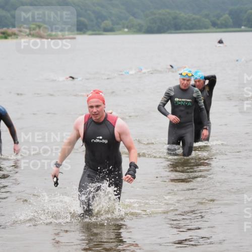 23.06.2024 - Viking Triathlon MichiJ http://msf.ph/oto/6348713 23.06.2024 10:51:55 Schwimmen 479, 527, 609 meine-sportfotos.de
