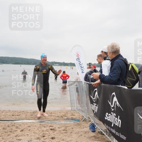 23.06.2024 - Viking Triathlon MichiJ http://msf.ph/oto/6348790 23.06.2024 10:52:09 Schwimmen 417, 527, 625 meine-sportfotos.de