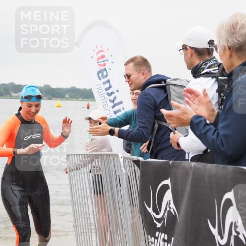 23.06.2024 - Viking Triathlon MichiJ http://msf.ph/oto/6348845 23.06.2024 10:52:27 Schwimmen 285 meine-sportfotos.de