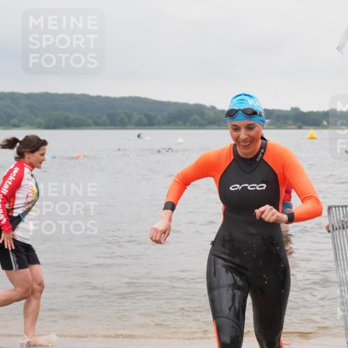 23.06.2024 - Viking Triathlon MichiJ http://msf.ph/oto/6348853 23.06.2024 10:52:27 Schwimmen 285 meine-sportfotos.de