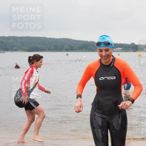 23.06.2024 - Viking Triathlon MichiJ http://msf.ph/oto/6348857 23.06.2024 10:52:27 Schwimmen 285 meine-sportfotos.de