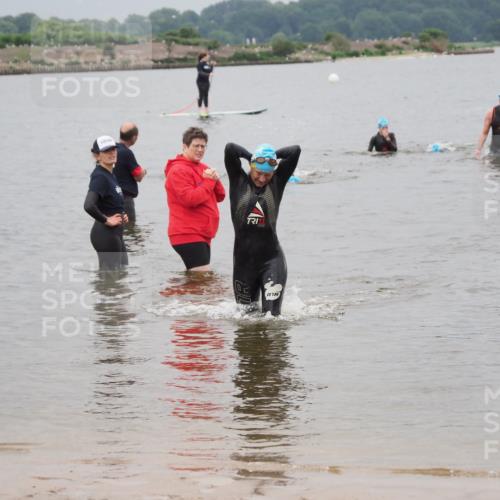 23.06.2024 - Viking Triathlon MichiJ http://msf.ph/oto/6348862 23.06.2024 10:52:43 Schwimmen 159 meine-sportfotos.de