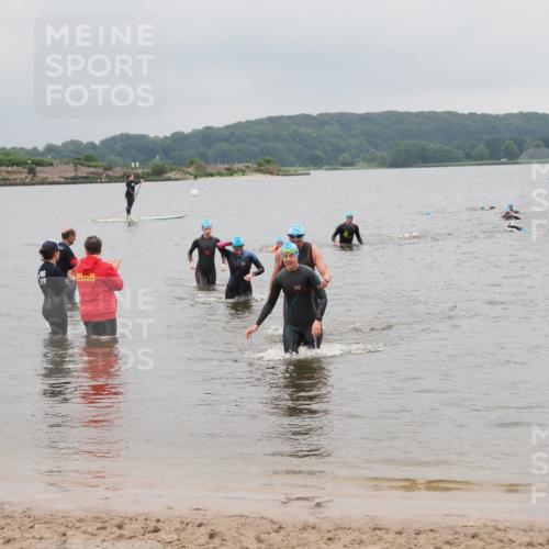 23.06.2024 - Viking Triathlon MichiJ http://msf.ph/oto/6348872 23.06.2024 10:52:58 Schwimmen 145, 444, 481 meine-sportfotos.de