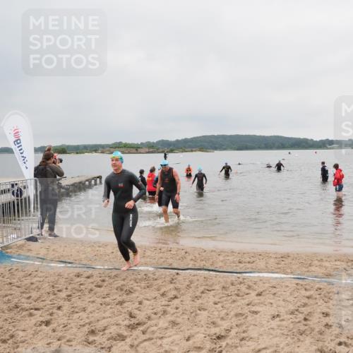23.06.2024 - Viking Triathlon MichiJ http://msf.ph/oto/6348913 23.06.2024 10:53:05 Schwimmen 145, 207, 444, 481 meine-sportfotos.de