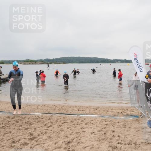 23.06.2024 - Viking Triathlon MichiJ http://msf.ph/oto/6348943 23.06.2024 10:53:08 Schwimmen 145, 207, 444 meine-sportfotos.de