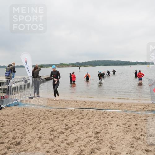 23.06.2024 - Viking Triathlon MichiJ http://msf.ph/oto/6348968 23.06.2024 10:53:15 Schwimmen 207, 536, 540 meine-sportfotos.de