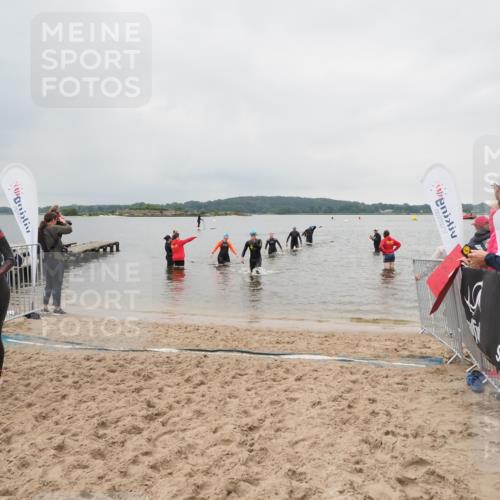23.06.2024 - Viking Triathlon MichiJ http://msf.ph/oto/6348974 23.06.2024 10:53:17 Schwimmen 207, 536, 540 meine-sportfotos.de