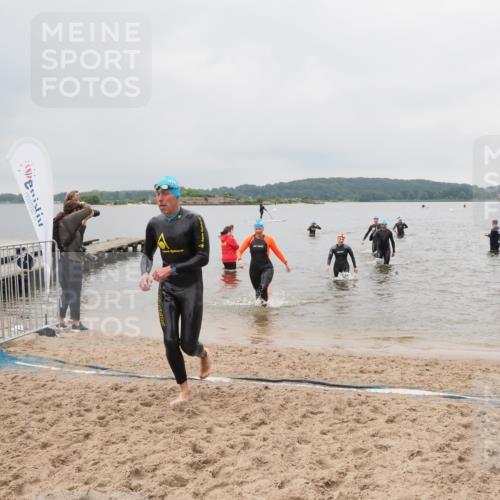 23.06.2024 - Viking Triathlon MichiJ http://msf.ph/oto/6349023 23.06.2024 10:53:24 Schwimmen 241, 411, 536, 540, 629 meine-sportfotos.de