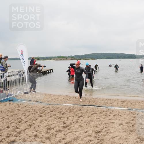 23.06.2024 - Viking Triathlon MichiJ http://msf.ph/oto/6349037 23.06.2024 10:53:32 Schwimmen 241, 411, 629 meine-sportfotos.de