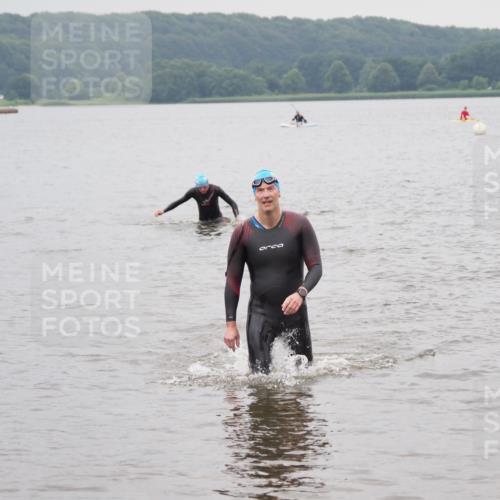 23.06.2024 - Viking Triathlon MichiJ http://msf.ph/oto/6349073 23.06.2024 10:54:00 Schwimmen 429 meine-sportfotos.de