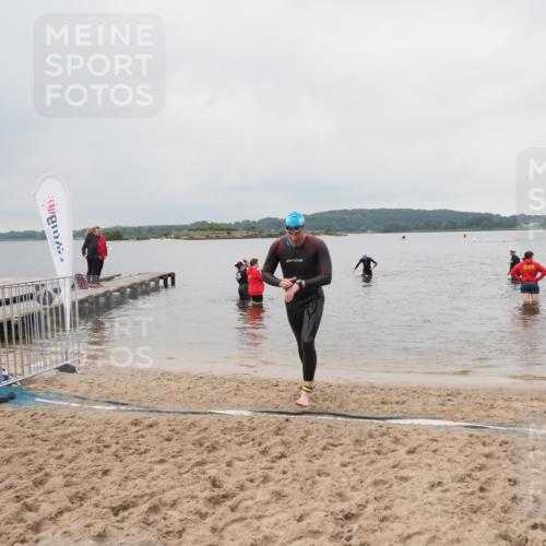 23.06.2024 - Viking Triathlon MichiJ http://msf.ph/oto/6349078 23.06.2024 10:54:08 Schwimmen 429 meine-sportfotos.de