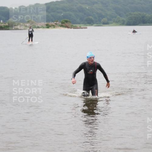 23.06.2024 - Viking Triathlon MichiJ http://msf.ph/oto/6349099 23.06.2024 10:54:14 Schwimmen 154 meine-sportfotos.de
