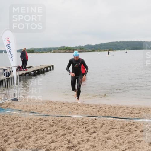 23.06.2024 - Viking Triathlon MichiJ http://msf.ph/oto/6349121 23.06.2024 10:54:23 Schwimmen 154 meine-sportfotos.de