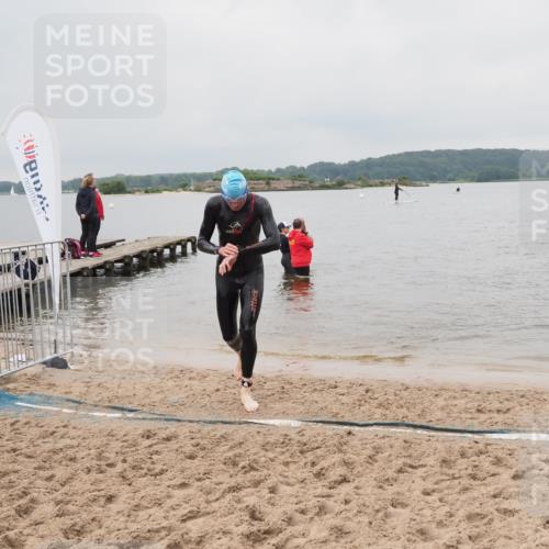 23.06.2024 - Viking Triathlon MichiJ http://msf.ph/oto/6349128 23.06.2024 10:54:23 Schwimmen 154 meine-sportfotos.de