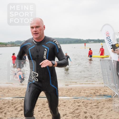 23.06.2024 - Viking Triathlon MichiJ http://msf.ph/oto/6349217 23.06.2024 10:56:16 Schwimmen 92, 227 meine-sportfotos.de