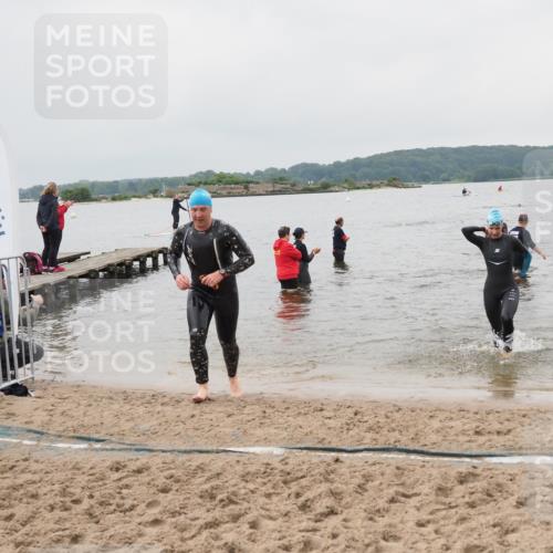 23.06.2024 - Viking Triathlon MichiJ http://msf.ph/oto/6349222 23.06.2024 10:56:20 Schwimmen 92, 227 meine-sportfotos.de