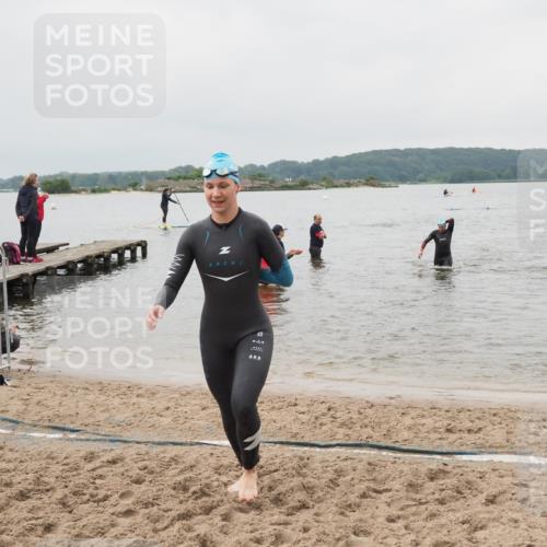 23.06.2024 - Viking Triathlon MichiJ http://msf.ph/oto/6349231 23.06.2024 10:56:23 Schwimmen 85, 92 meine-sportfotos.de