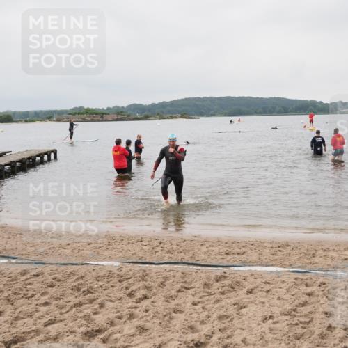 23.06.2024 - Viking Triathlon MichiJ http://msf.ph/oto/6349250 23.06.2024 10:56:31 Schwimmen 85 meine-sportfotos.de