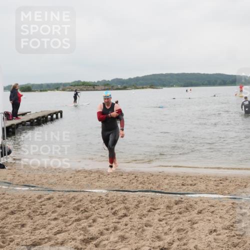23.06.2024 - Viking Triathlon MichiJ http://msf.ph/oto/6349262 23.06.2024 10:56:34 Schwimmen 85 meine-sportfotos.de