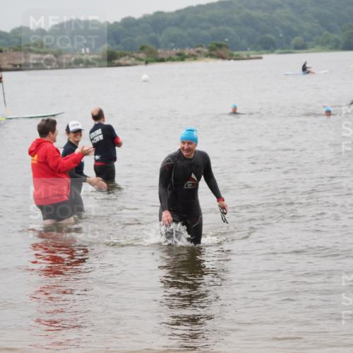 23.06.2024 - Viking Triathlon MichiJ http://msf.ph/oto/6349268 23.06.2024 10:56:57 Schwimmen 418 meine-sportfotos.de