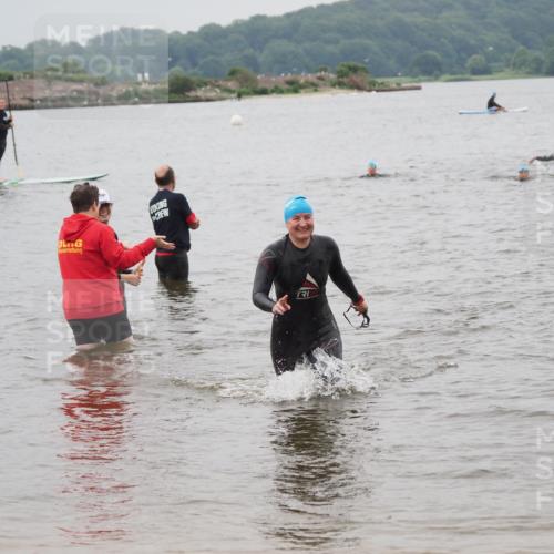23.06.2024 - Viking Triathlon MichiJ http://msf.ph/oto/6349274 23.06.2024 10:56:57 Schwimmen 418 meine-sportfotos.de
