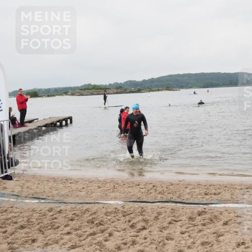 23.06.2024 - Viking Triathlon MichiJ http://msf.ph/oto/6349291 23.06.2024 10:57:00 Schwimmen 418 meine-sportfotos.de