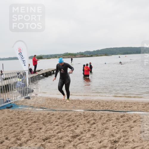 23.06.2024 - Viking Triathlon MichiJ http://msf.ph/oto/6349310 23.06.2024 10:57:03 Schwimmen 418 meine-sportfotos.de