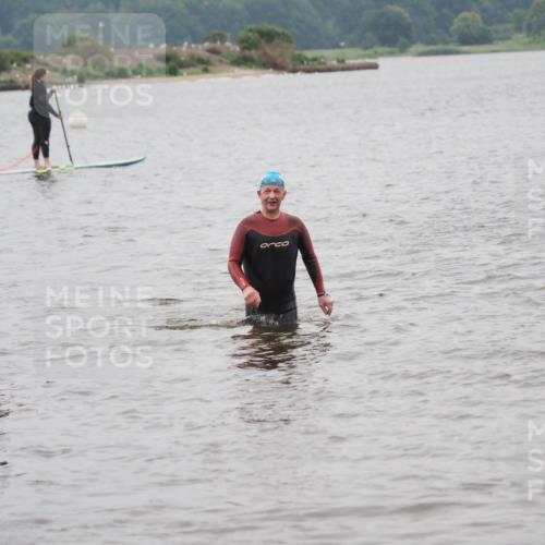 23.06.2024 - Viking Triathlon MichiJ http://msf.ph/oto/6349387 23.06.2024 10:58:07 Schwimmen  meine-sportfotos.de