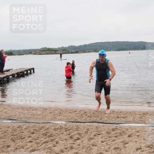 23.06.2024 - Viking Triathlon MichiJ http://msf.ph/oto/6349492 23.06.2024 10:58:54 Schwimmen 329 meine-sportfotos.de