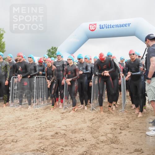 23.06.2024 - Viking Triathlon KatJ http://msf.ph/oto/6350870 23.06.2024 10:01:36 Schwimmen 12, 104, 107, 178, 242, 261, 316, 386, 453, 486, 498, 623, 640, 654 meine-sportfotos.de