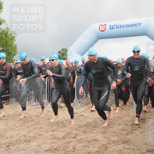 23.06.2024 - Viking Triathlon KatJ http://msf.ph/oto/6350974 23.06.2024 10:02:13 Schwimmen 34, 42, 87, 118, 131, 160, 197, 199, 226, 326, 434, 463, 477, 485, 503, 520, 534, 544 meine-sportfotos.de