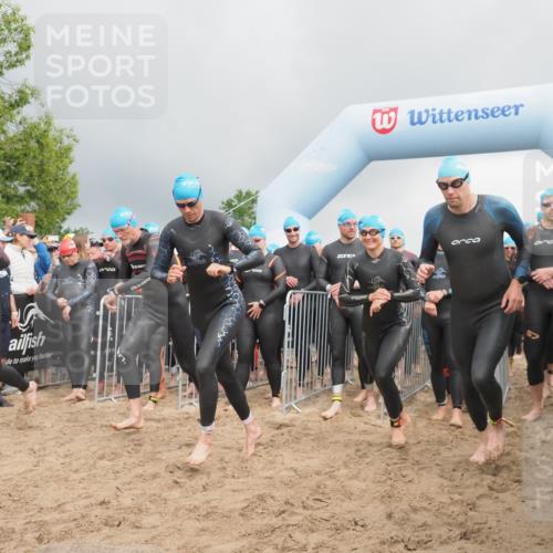 23.06.2024 - Viking Triathlon KatJ http://msf.ph/oto/6351158 23.06.2024 10:02:58 Schwimmen 33, 48, 86, 120, 200, 212, 225, 237, 256, 266, 280, 318, 328, 349, 355, 412, 468, 496 meine-sportfotos.de
