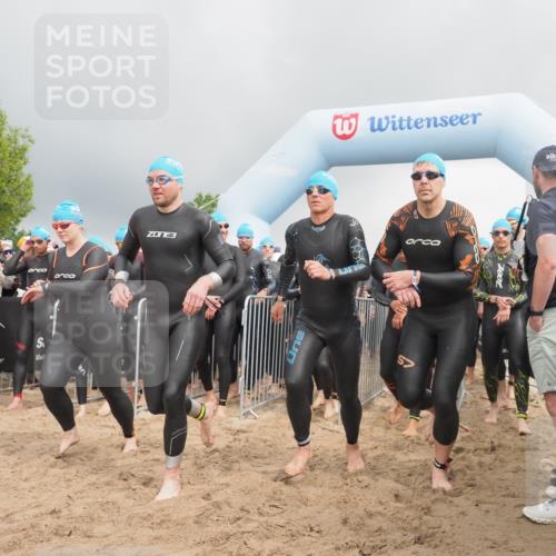 23.06.2024 - Viking Triathlon KatJ http://msf.ph/oto/6351201 23.06.2024 10:03:03 Schwimmen 48, 68, 69, 86, 200, 212, 225, 237, 256, 266, 280, 297, 328, 338, 349, 369, 412, 653 meine-sportfotos.de