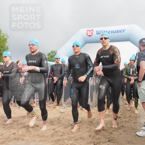 23.06.2024 - Viking Triathlon KatJ http://msf.ph/oto/6351203 23.06.2024 10:03:03 Schwimmen 48, 68, 69, 86, 200, 212, 225, 237, 256, 266, 280, 297, 328, 338, 349, 369, 412, 653 meine-sportfotos.de